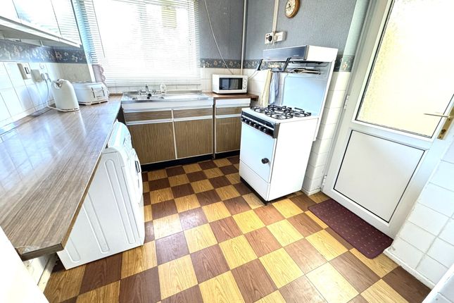 160 Tennyson Road, Willenhall photo 4