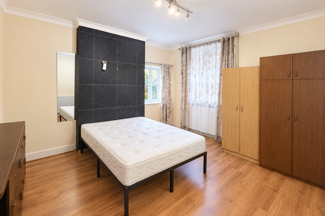 Pownall Road, Hounslow photo 4