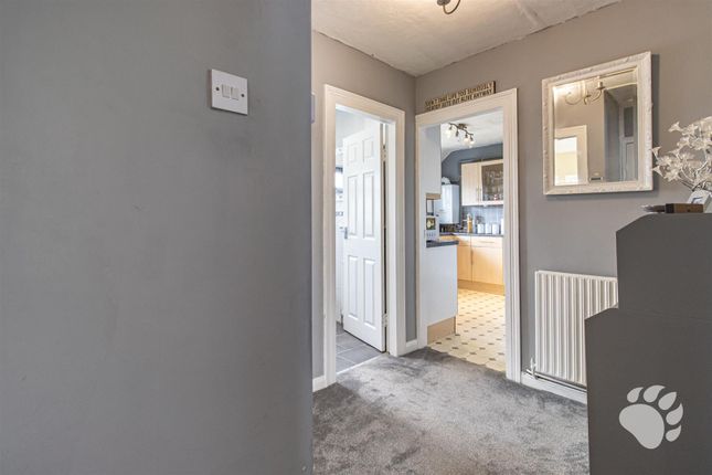 Maisonette for sale in St. Catherines Close, Wickford
