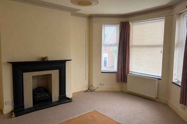 12, Trinity Road, Bridlington photo 2