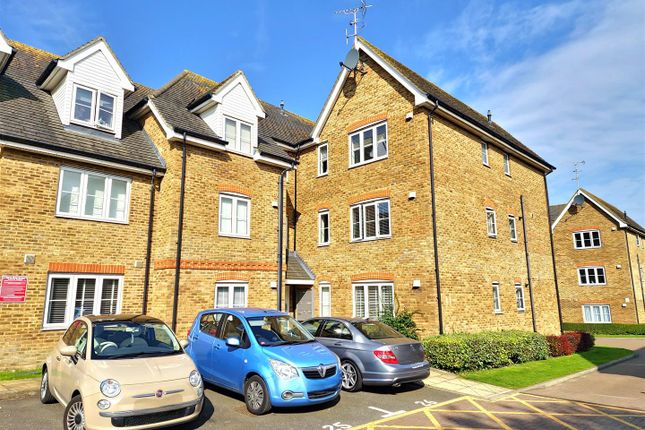 Thumbnail Flat to rent in Wherry Close, Margate