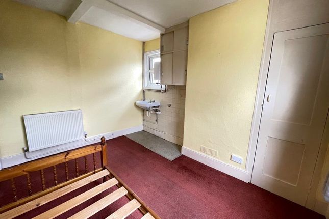 Studio to rent in Meyrick Crescent, Colchester