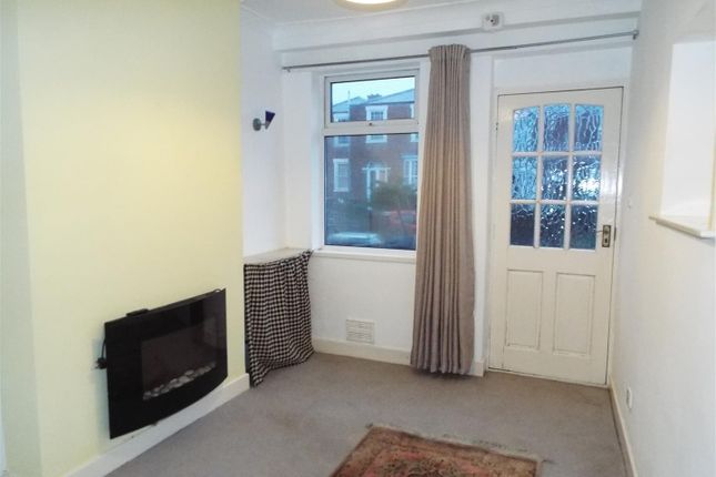 65, Broadbank, Louth photo 5