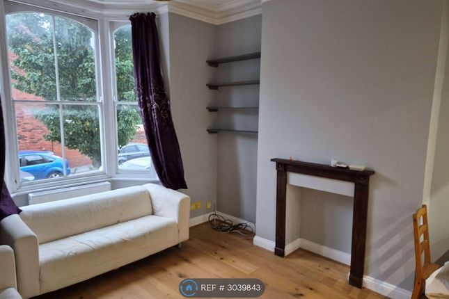 B Haselrigge Road, London photo 3