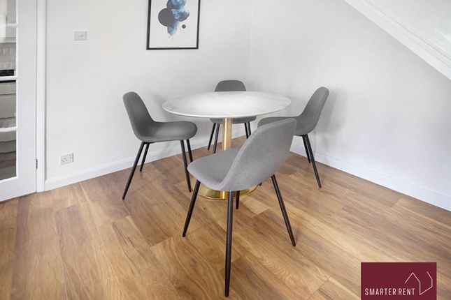 12, Collier Way, Guildford photo 2