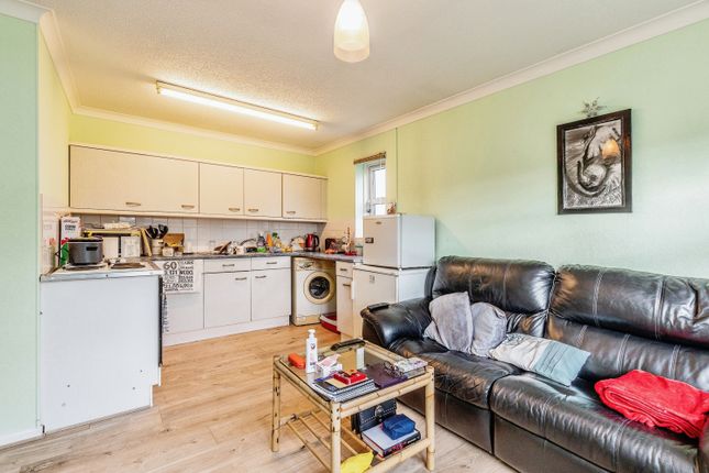 Flat for sale in Selwood Close, Weston-Super-Mare, Somerset