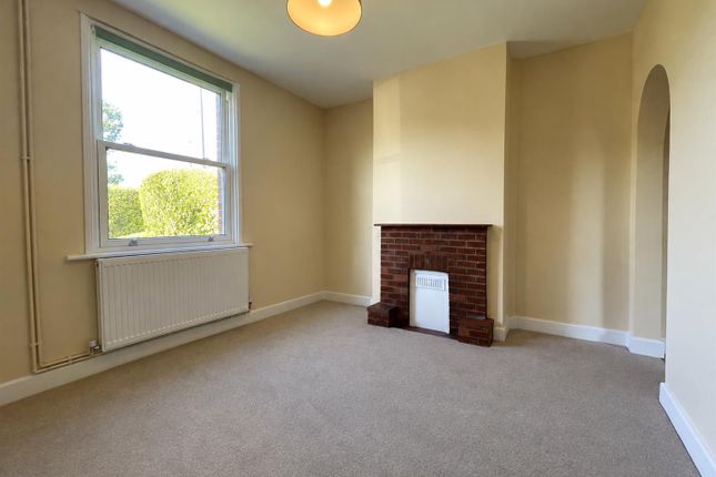 Kents Road, Haywards Heath photo 4