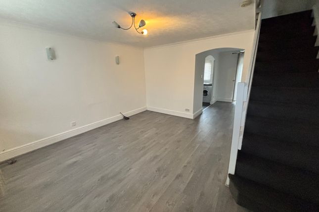 Brecon Avenue, Netherton photo 4