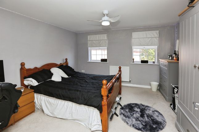 12, Ashton Gardens, Eastleigh photo 4