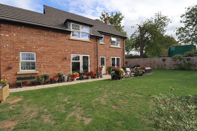 Oakdale House, 5 Lister Gardens, Market Weighton photo 4