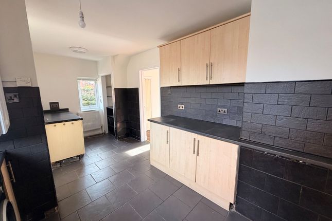 54, Probert Avenue, Rotherham photo 4
