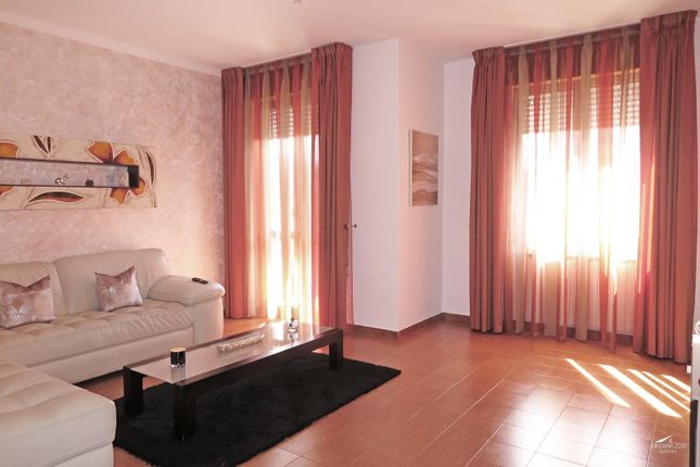 Thumbnail Apartment for sale in Massa-Carrara, Villafranca In Lunigiana, Italy