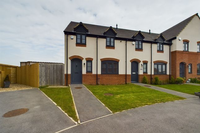 End terrace house for sale in Pymhurst Crescent, Hull