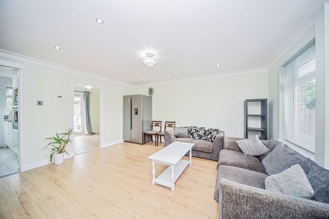 8A, Harrison Road, Southampton photo 4
