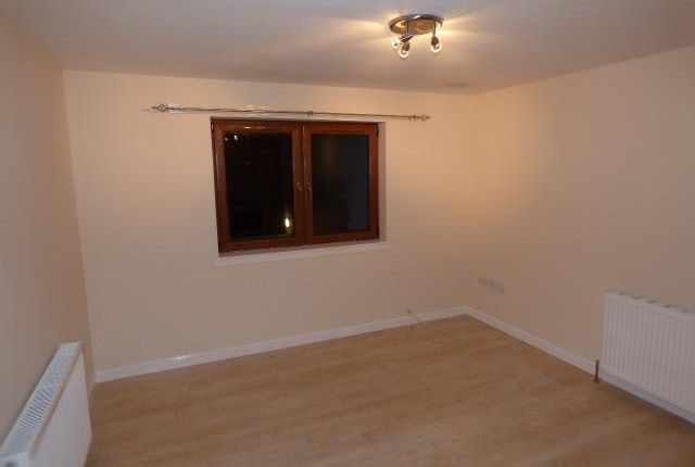 39 Lochside Road, Forfar photo 4