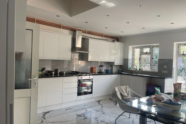 105, Cannon Lane, Pinner photo 3