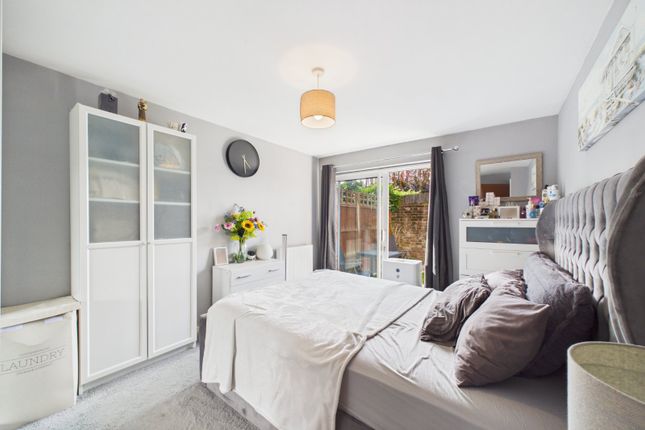 Flat 4,, Southcote Manor, Reading photo 4