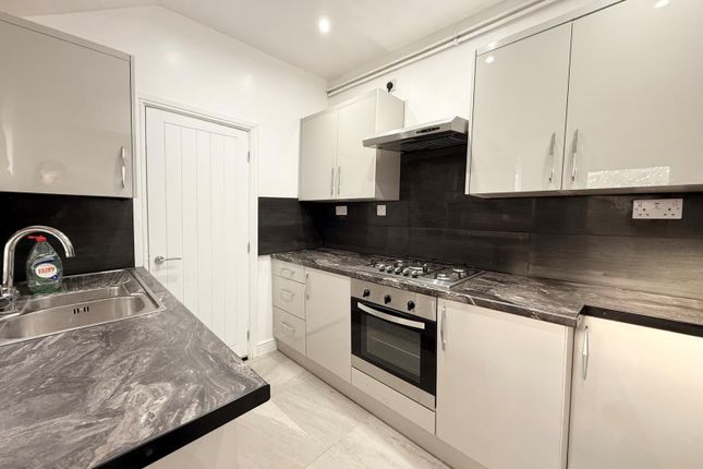 216, Hermitage Road, COALVILLE photo 4