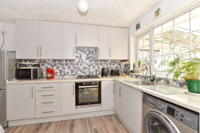 18, Central Way, Sandown photo 4