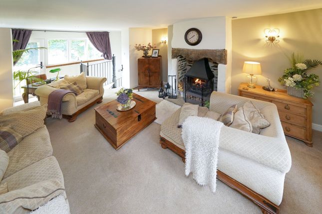 201, Blackburn Road, Egerton, Bolton, BL7 photo 2