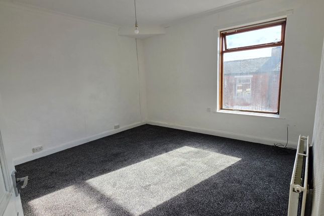 13 Chadwick Street, Rochdale photo 5