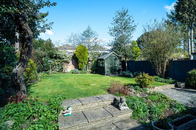 26, Follet Drive, Abbots Langley photo 2
