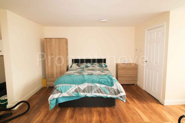 Property to rent in Grange Avenue, Leagrave, Luton