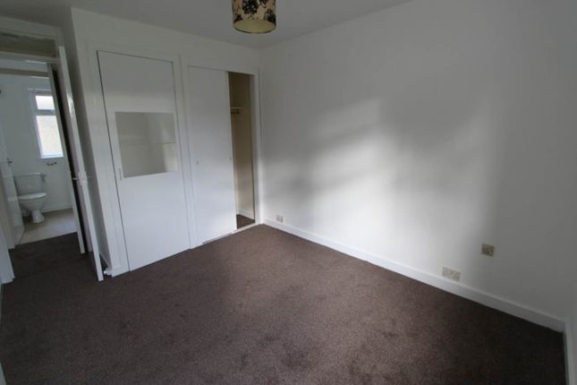 37 Fettercairn Drive, Broughty Ferry Dundee photo 4