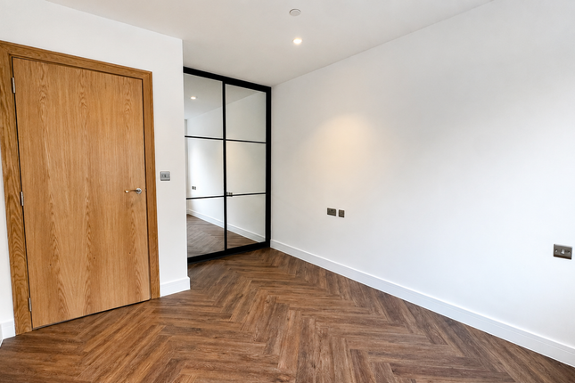 Flat 5, Fleet photo 5