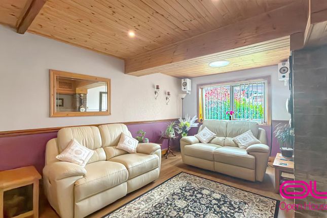 45, Beech Avenue, Bolton photo 2