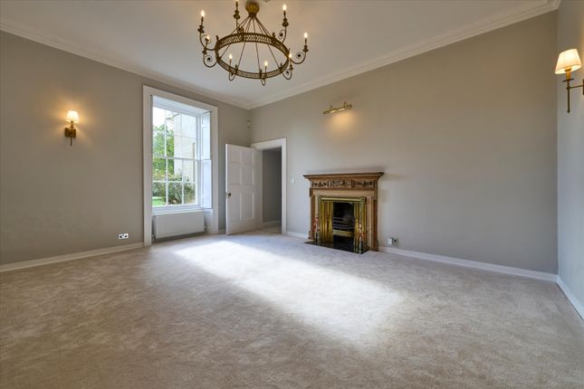 Reception Room In Th