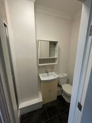 Room to rent in Carter Knowle Road, Sheffield