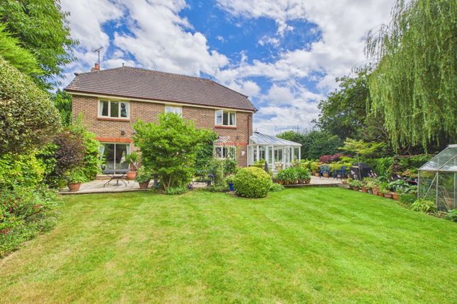 12, Petworth Drive, Horsham photo 2