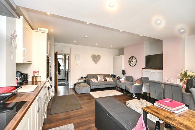 19, Dacre Road, Eastbourne photo 5