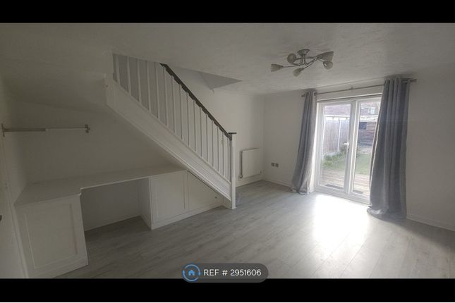 Sewell Close, Chafford Hundred, Grays photo 5