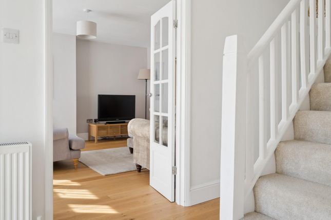 12, Farm Close, Little Chalfont photo 4