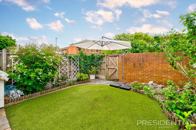 32 Standingford, Harlow photo 4