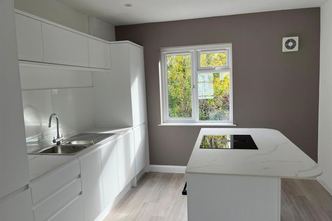 19, Norfolk Road, London photo 3