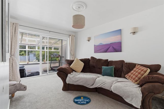 12, Durham Crescent, Coventry photo 5