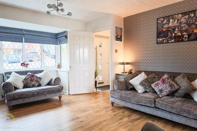 23, Riverdale Drive, Stoke-on-trent photo 3