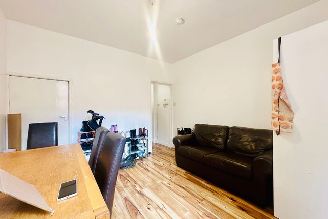 56 Radford Boulevard, Nottingham photo 2