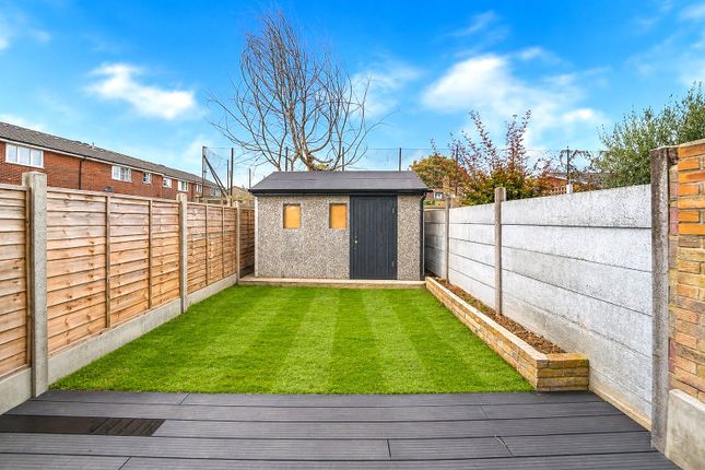 16, Daventry Avenue, London photo 4