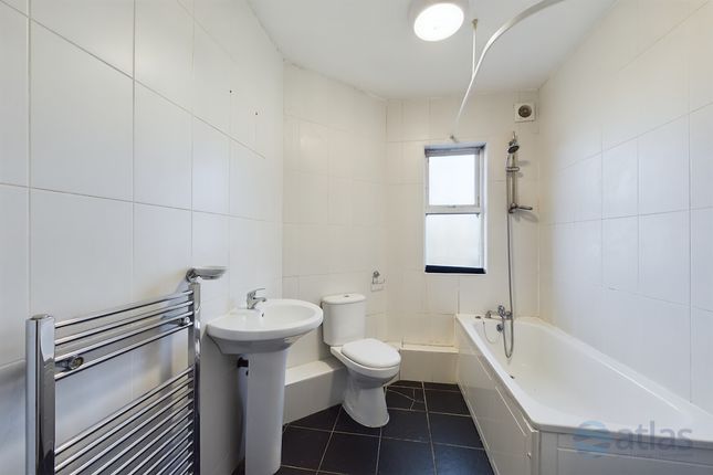 Duplex for sale in Elmsley Road, Mossley Hill
