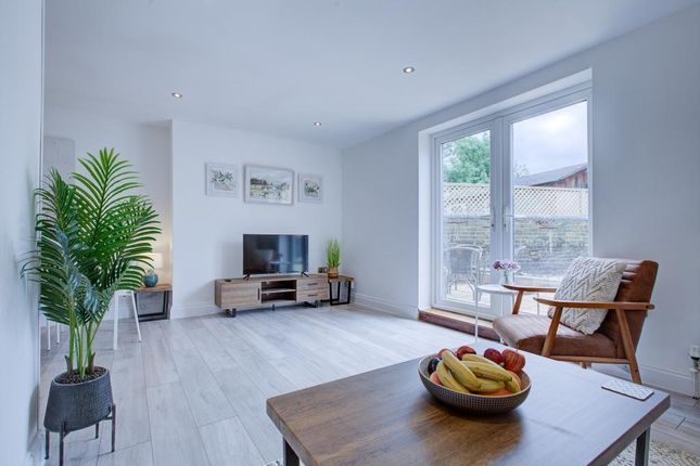 2B, Brentwood Road, Romford photo 4