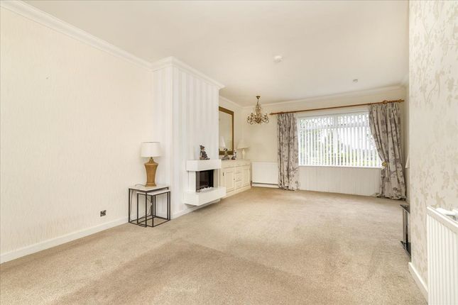 17 Cockpen Road, Bonnyrigg photo 4
