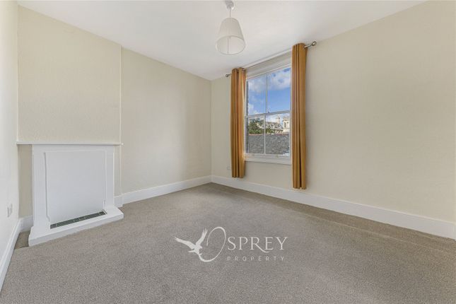 7 Market Place, Oundle photo 2