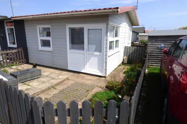 Delightful 1 Bedroom Semi-Detached Holiday Chalet.  Fully Furnished With All Contents Included