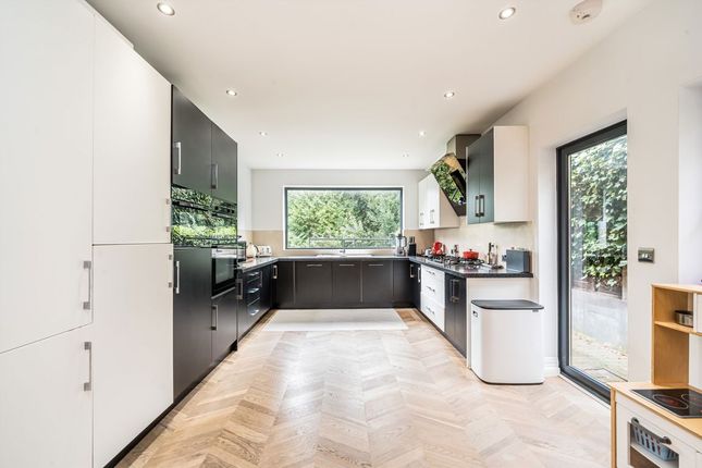 41, Hermitage Lane, London photo 3