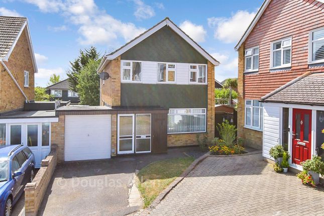 15, Burne Avenue, Wickford photo 2