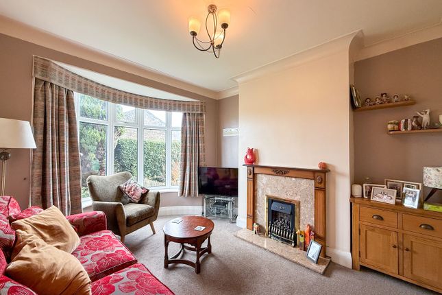Grasscroft Road, Holmfirth photo 2